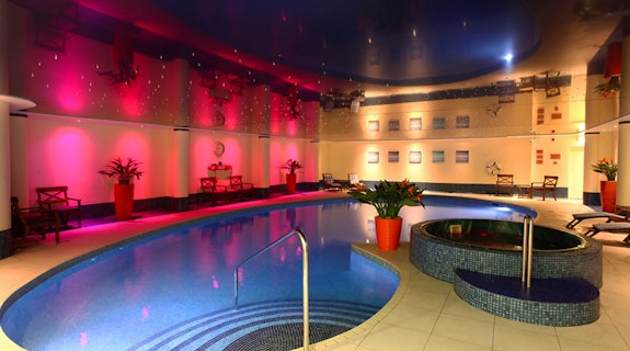Best Western Premier Heronston Hotel & Spa Pool Area