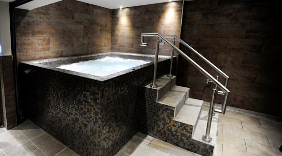 Best Western Plus Dover Marina Hotel & Spa Jacuzzi