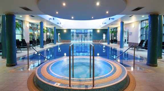 The Welcombe Hotel BW Premier Collection by Best Western Jacuzzi and Pool
